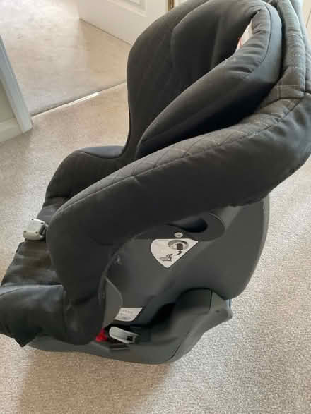 Photo of free Britax Car Seat. (Findern DE65) #3
