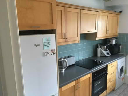 Photo of free kitchen furniture (beaumont halls) #1