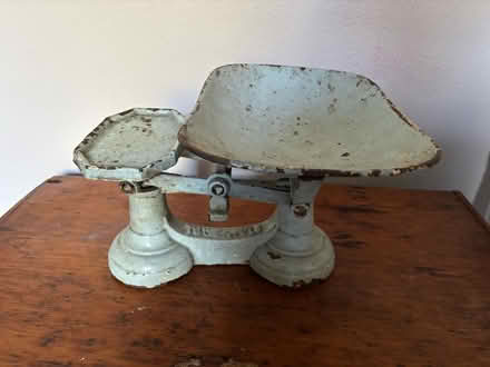 Photo of free Vintage kitchen scales. (Frizinghall BD9) #1