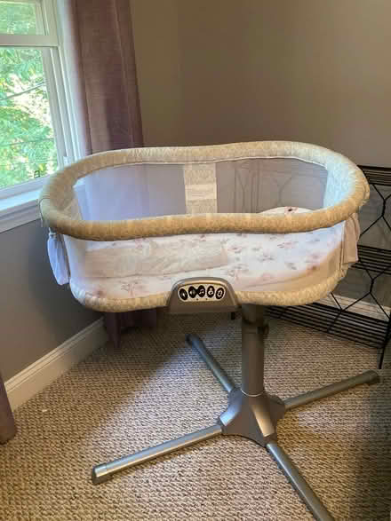 Photo of free infant swivel sleeper (near bandstand/common) #3