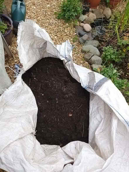 Photo of free compost/soil (Tanterton PR2) #1