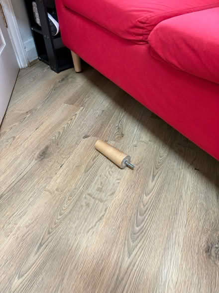 Photo of free Sofa (TW13) #3