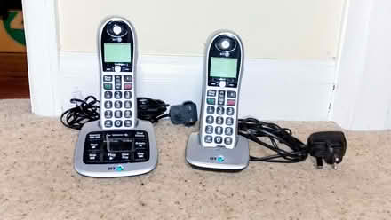 Photo of free BT4600 Twin landline handsets (Chorlton M21) #2