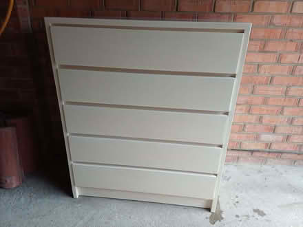 Photo of free Old wooden chest of drawers (Owlthorpe S20) #1