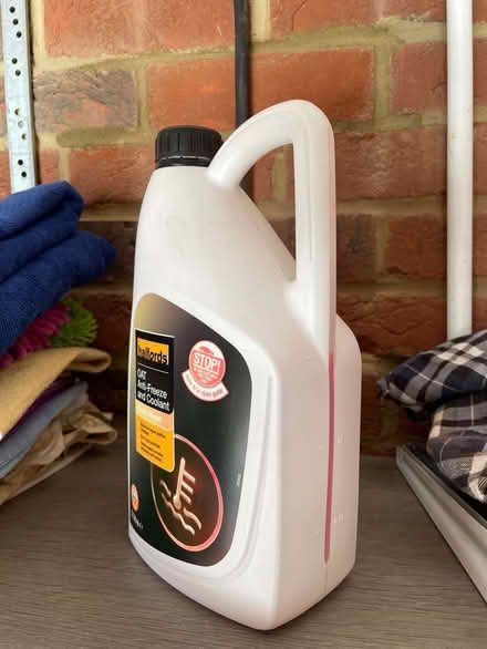 Photo of free Halfords anti-freeze and coolant (The Highlands TN39) #1