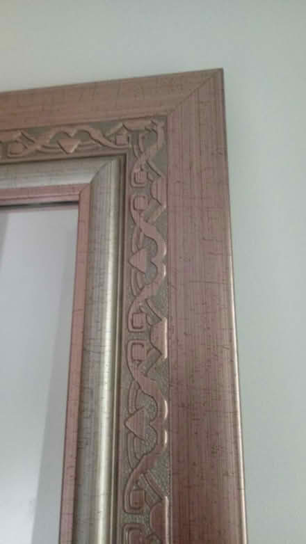 Photo of free Large mirror (Horsham, near Bennetts Field) #2