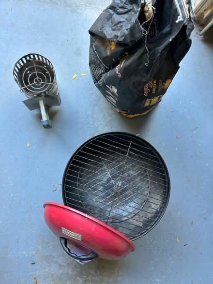 Photo of free Small grill, charcoal and starter (Novi) #2