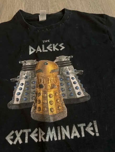 Photo of free Kids Black Dr Who Daleks T-Shirt. Small. Good condition. (Southsea PO4) #3