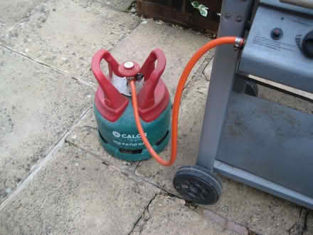 Photo of free Gas Barbecue (Wellesbourne CV35) #4