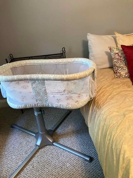 Photo of free infant swivel sleeper (near bandstand/common) #2
