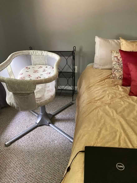 Photo of free infant swivel sleeper (near bandstand/common) #4