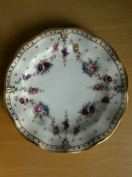 Photo of free 2 pretty china plates. (Purley CR8) #1