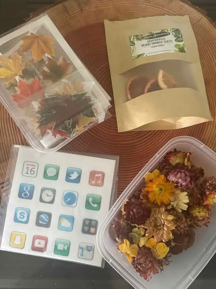 Photo of free Edible cake decorations (Galleywood CM2) #1