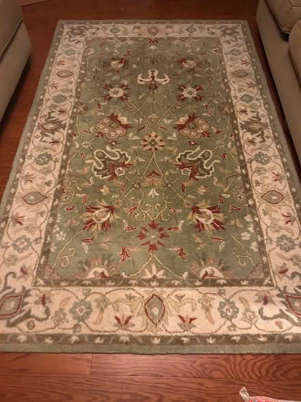 Photo of free 5 x 7 area rug (New Lenox/Manhattan) #2