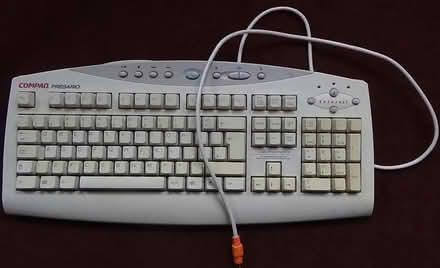 Photo of free Compaq Presario PC Keyboard (S8 Lowedges) #1