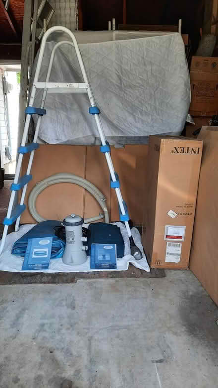 Photo of free Intex Easy Set Above Ground Pool (Cinnaminson) #2