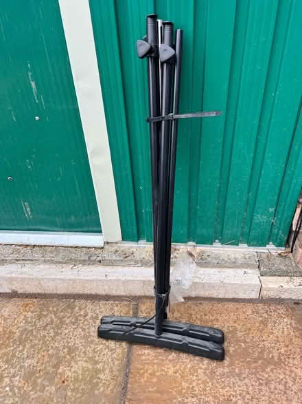 Photo of free Clothes stand (St Nicholas SG1) #1