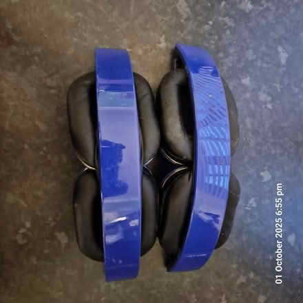 Photo of free 2 Bluetooth headphones (Chester CH2) #2