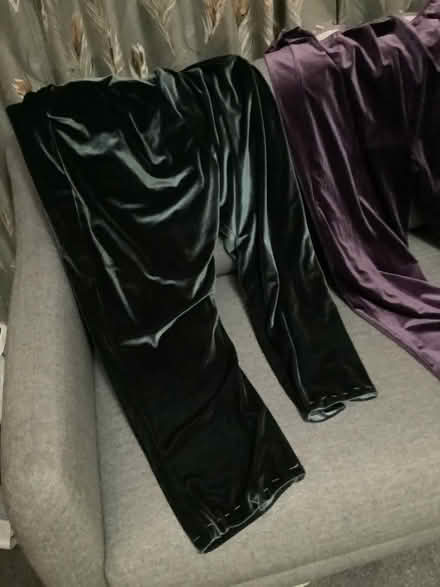 Photo of free Women’s velvet trousers 18/20 (Birmingham B38) #1