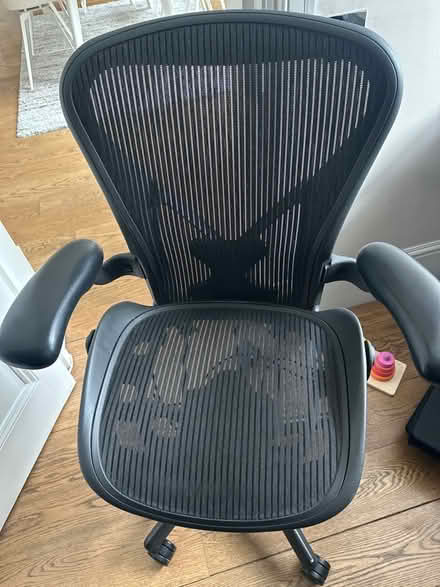 Photo of free Desk chair (South Kensington SW7) #1