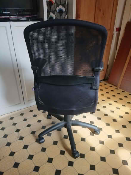 Photo of free Office chair (Arboretum) #3