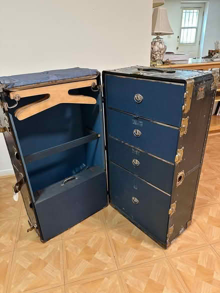Photo of free Vintage steamer trunk (South Bowie) #2