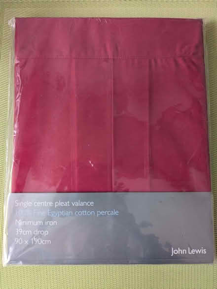 Photo of free Red Single Bed Valance (Beulah Hill SE19) #1