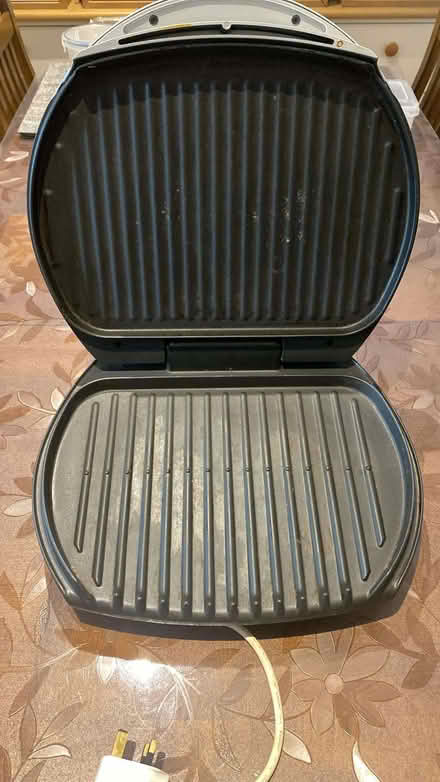 Photo of free Grilling Machine (Collier Row RM1) #3