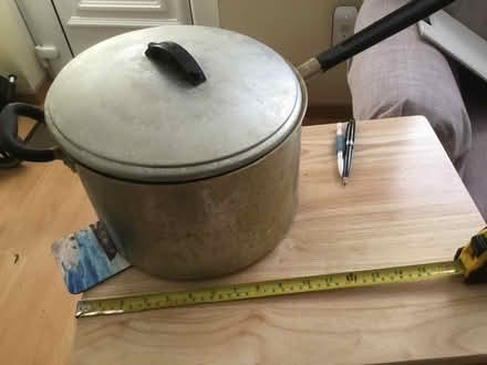 Photo of free Catering saucepan 14 pnts, 10 inch (B62 near Blackheath) #1