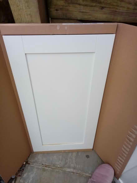 Photo of free Cabinet door (Horsham, near Bennetts Field) #1