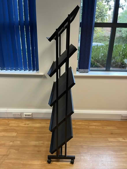 Photo of free Display stand (Trowbridge BA14) #2