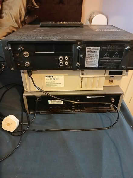 Photo of free VHS Video Players/Recorders (L26 6bp) #2