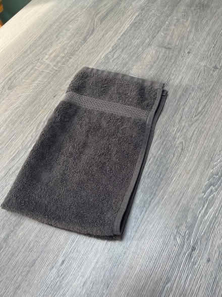 Photo of free Small Brown towel. Good condition (Southsea PO4) #4