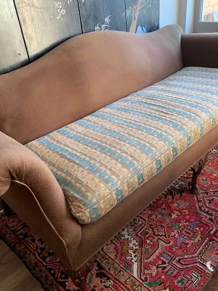 Photo of free Sofa good condition classic (Falls church city) #1