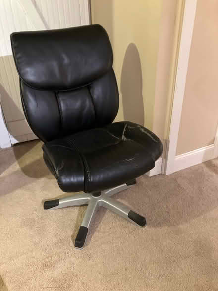 Photo of free Adjustable desk chair (Havertown) #3