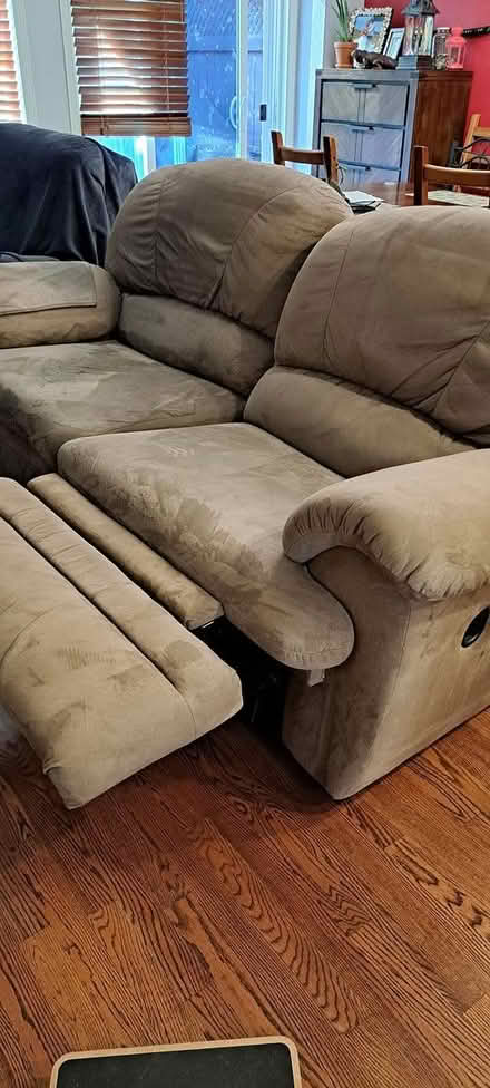 Photo of free Reclining lazyboy Sofa (Ottawa, Alta vista) #2
