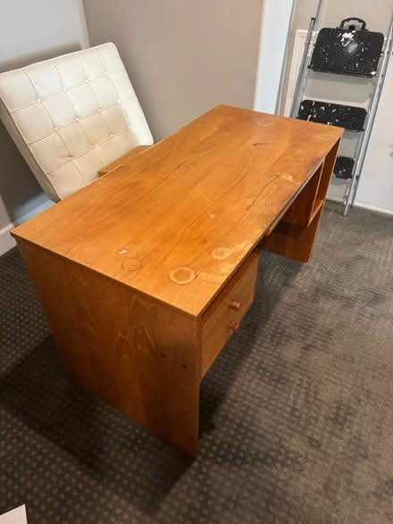 Photo of solid wood desk (West Petaluma) #2