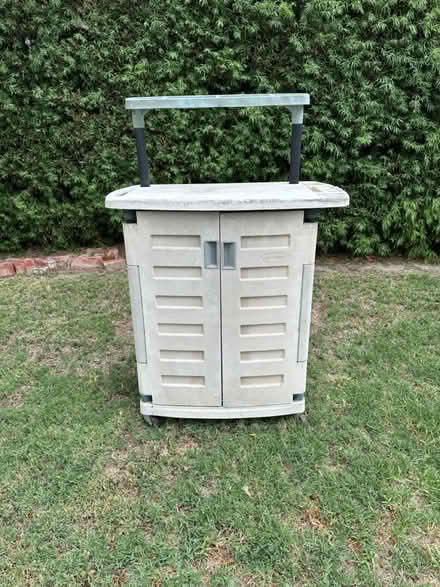 Photo of free Outdoor gardening bench (Long Beach/Lakewood) #1