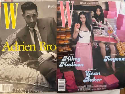 Photo of free W magazine - 2 issues (midtwn) #1