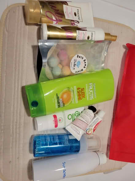 Photo of free Open bath products (Montreal road and St Laurent) #1