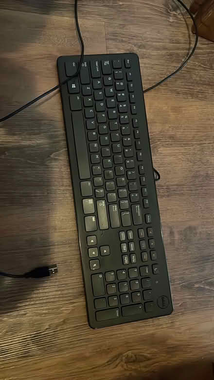 Photo of free computer keyboard-Dundas/hwy10 (l5b) #1