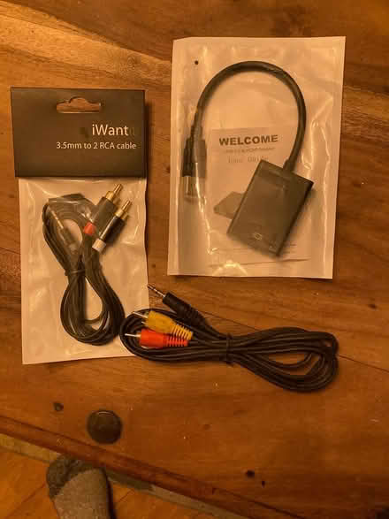 Photo of free Assorted Cables & USB3 to HDMI Adaptor (ME17) #1