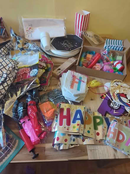 Photo of free Party decorations (Bare, LA4) #1