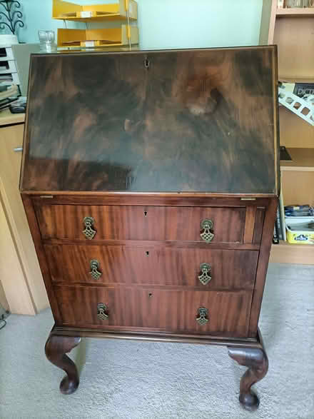 Photo of free Small bureau (Waterlooville PO8) #1