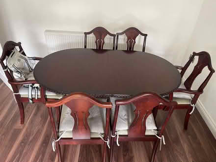 Photo of free Dining room table and chairs (Halton LS15) #2