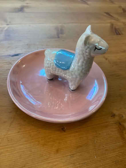 Photo of free Jewellery Dish and Stand (CT5) #2