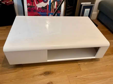 Photo of free Coffee Table (Crouch End, N8) #3