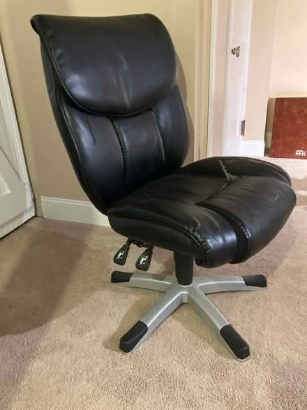 Photo of free Adjustable desk chair (Havertown) #1