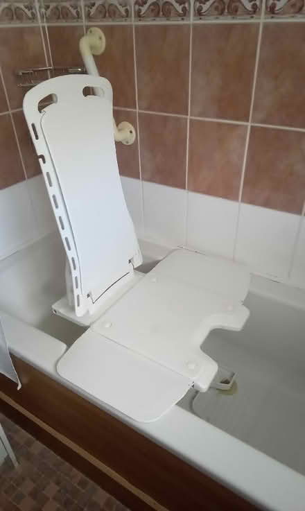 Photo of free Bath lift chair (Causeway Head S17) #1