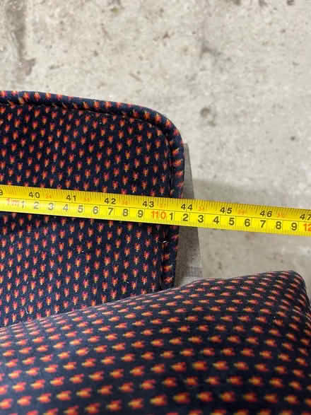Photo of free Pallet bench with cushions (Rh98) #3